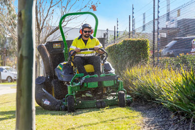 Lawnmowing perth